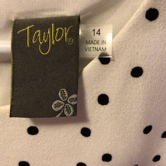 Taylor Dress - Picture 3 of 3